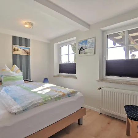 Clausen Apartment *